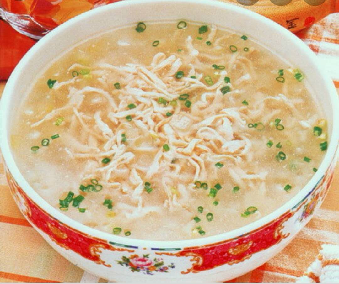 SOPA DE POLLO