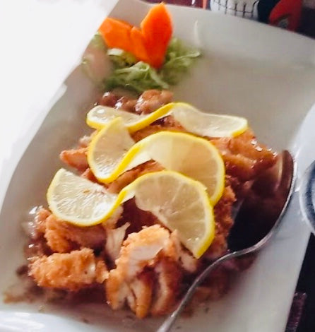 M27.POLLO COM SALSA LIMON