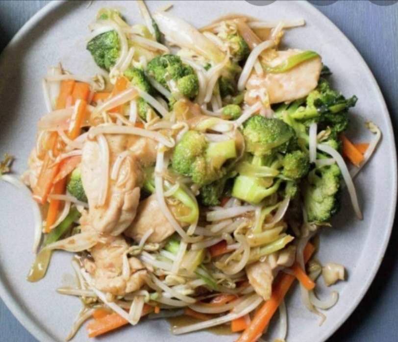 Pollo con verduras
