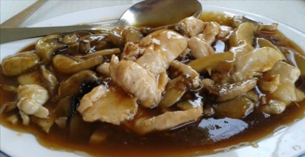 Pollo con champions