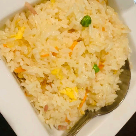 ARROZ FRITO CON TRES DELICIAS